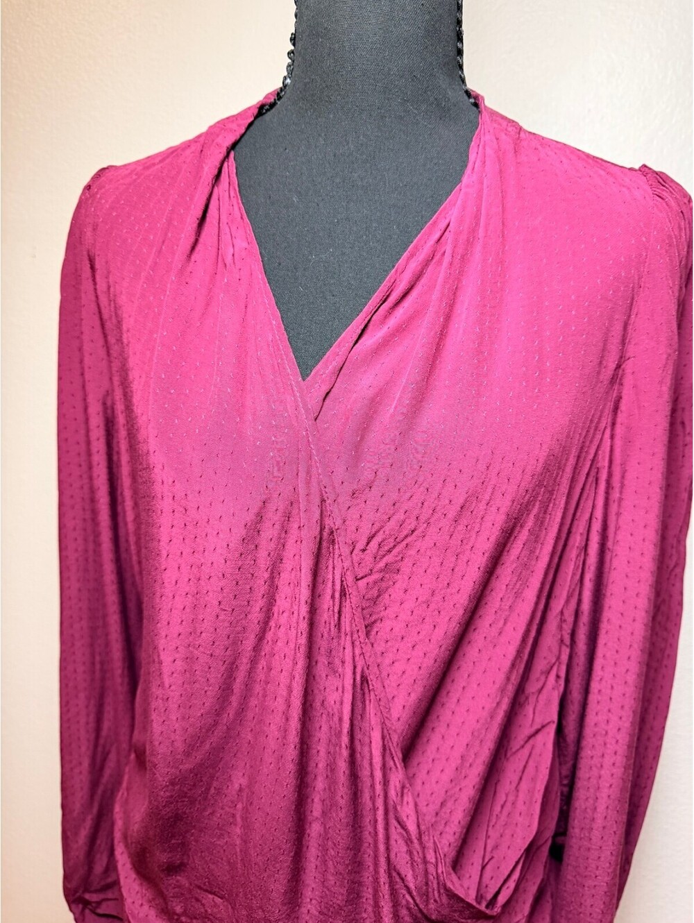Sézane Berry Wrap Blouse 38 Dot Texture Chic - Picture 2 of 9